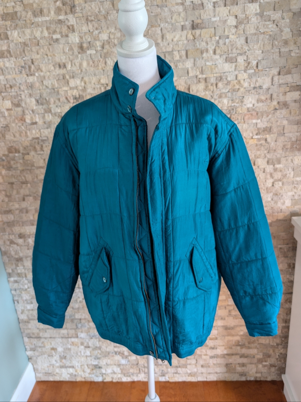Vintage 90s Clio 100% Silk Quilted Puffer Turquoise Teal Sz M Statement Jacket
